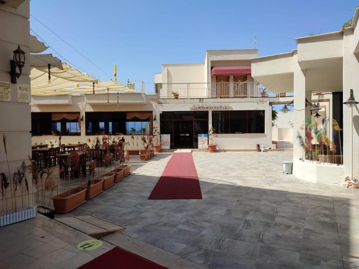 Ladies Beach Suite Hotel (Adults Only) Κουσάντασι Εξωτερικό φωτογραφία